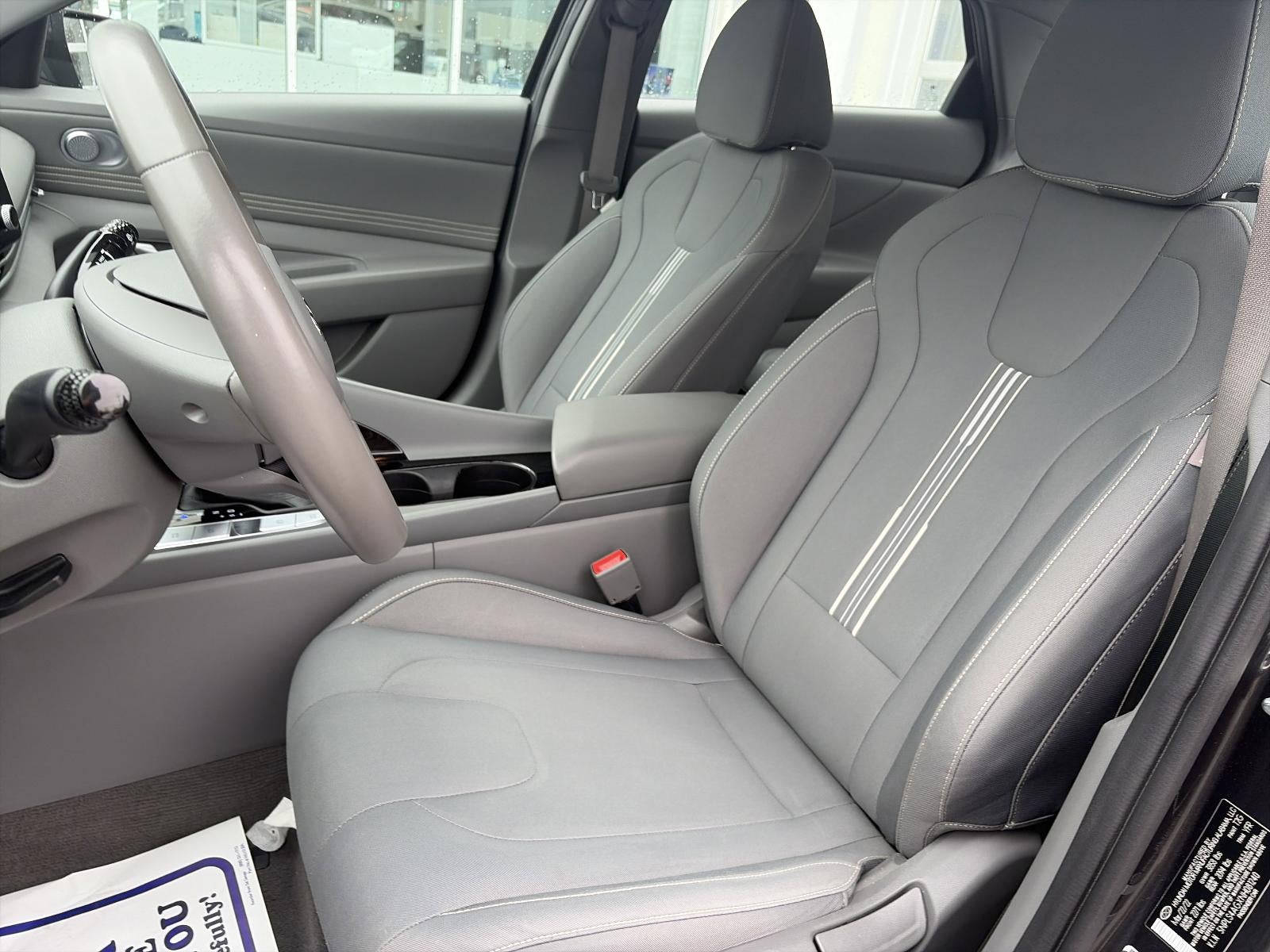 2022 Hyundai ELANTRA SEL IVT