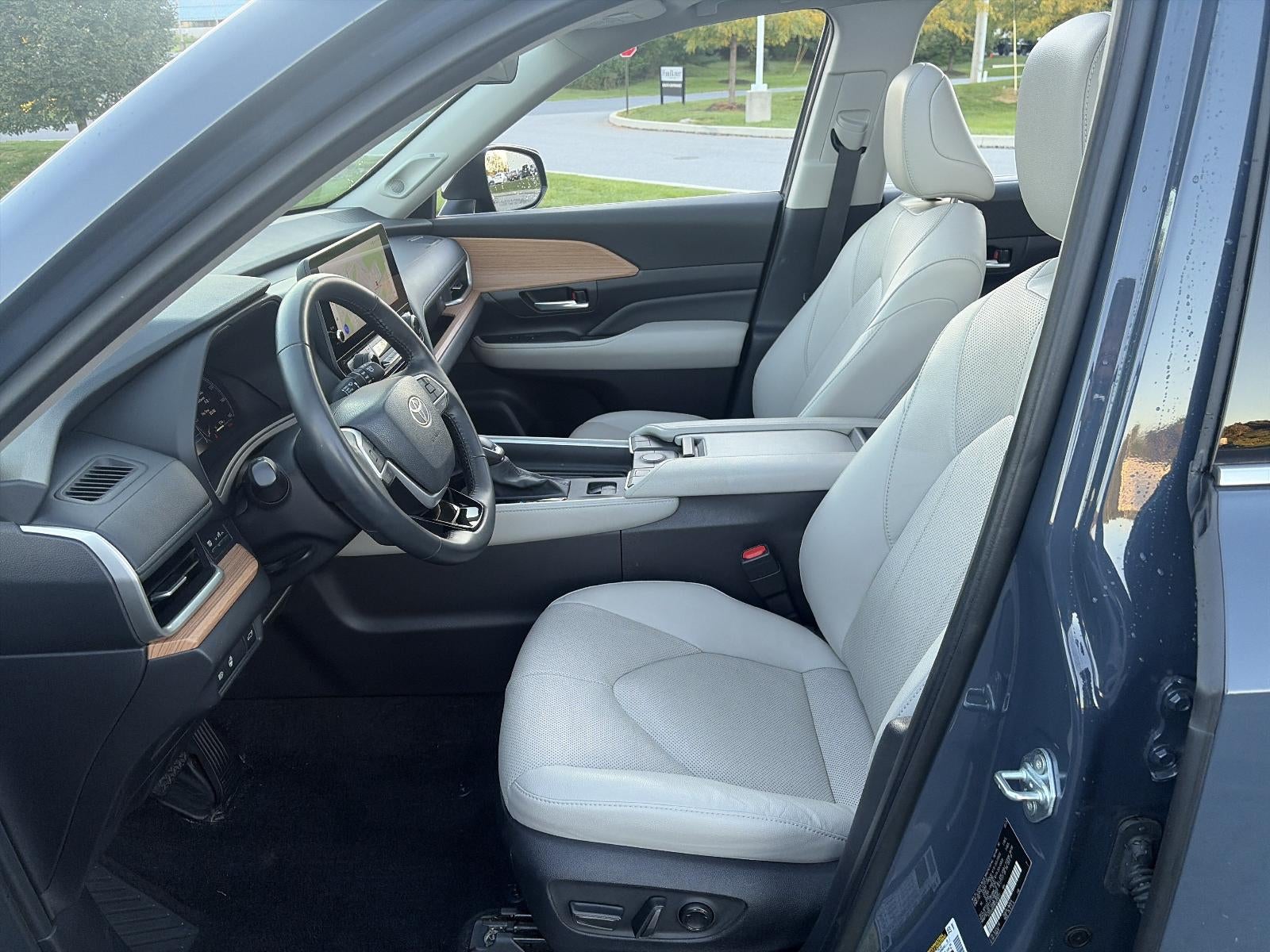 2024 Toyota Grand Highlander Limited AWD (Natl)