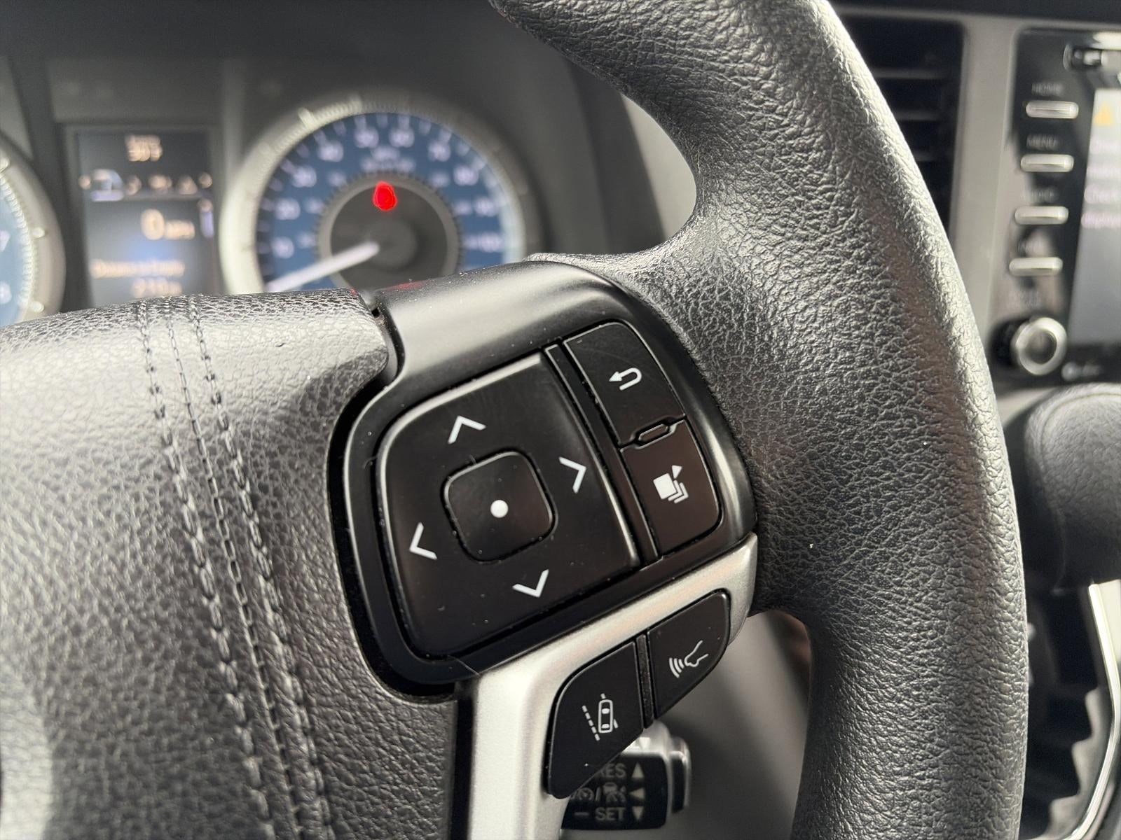 2018 Toyota Sienna LE FWD 8-Passenger (Natl)