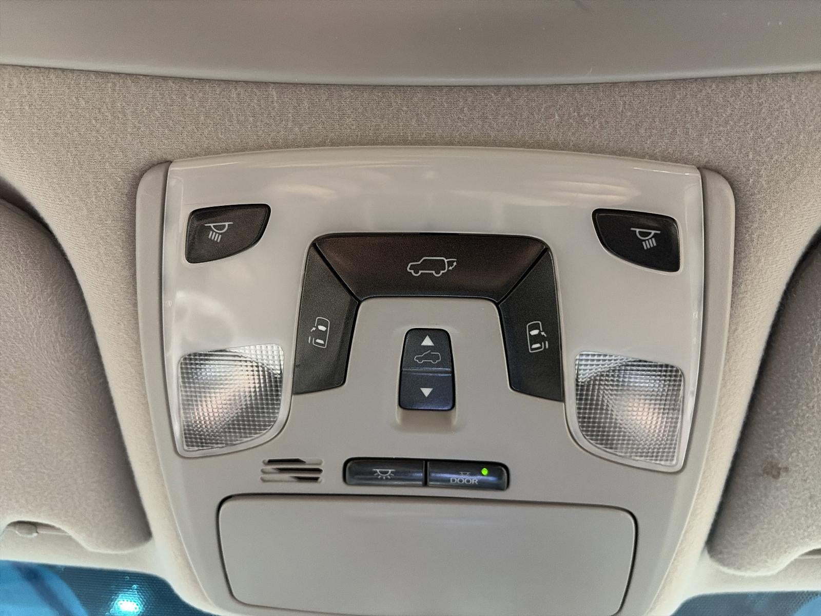 2013 Toyota Sienna 5dr 8-Pass Van V6 SE FWD (Natl)