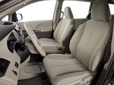 2013 Toyota Sienna 5dr 8-Pass Van V6 SE FWD (Natl)