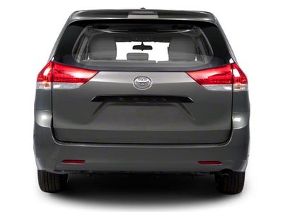2013 Toyota Sienna 5dr 8-Pass Van V6 SE FWD (Natl)