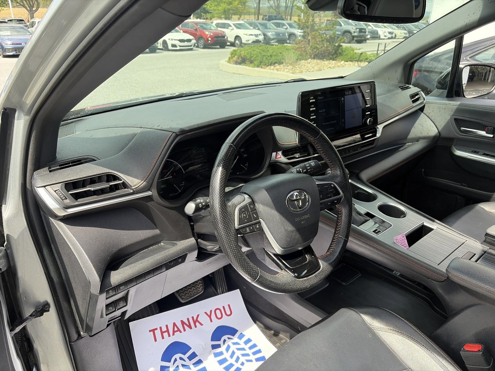 2022 Toyota Sienna XSE AWD 7-Passenger (Natl)