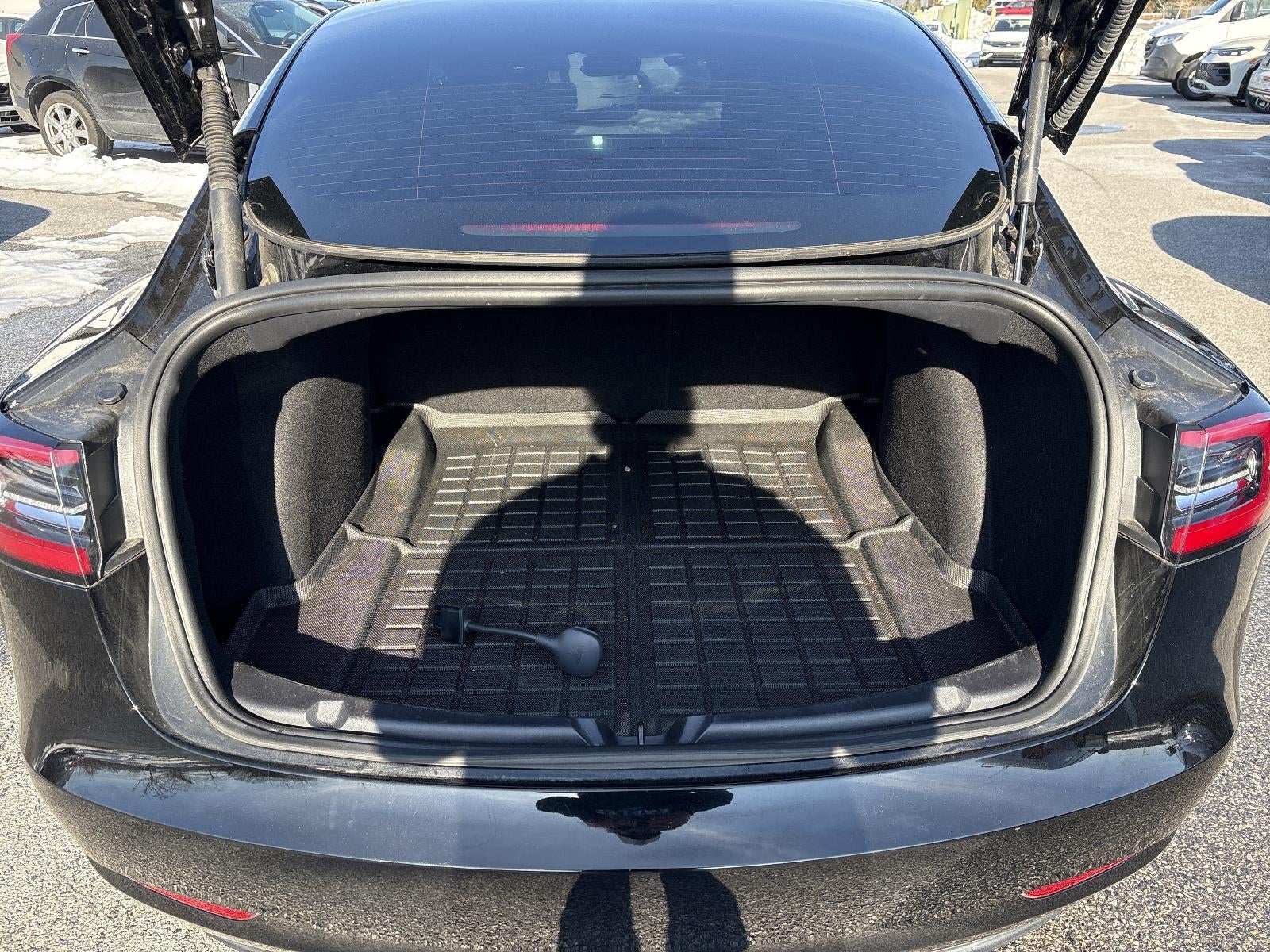 2023 Tesla Model 3 RWD