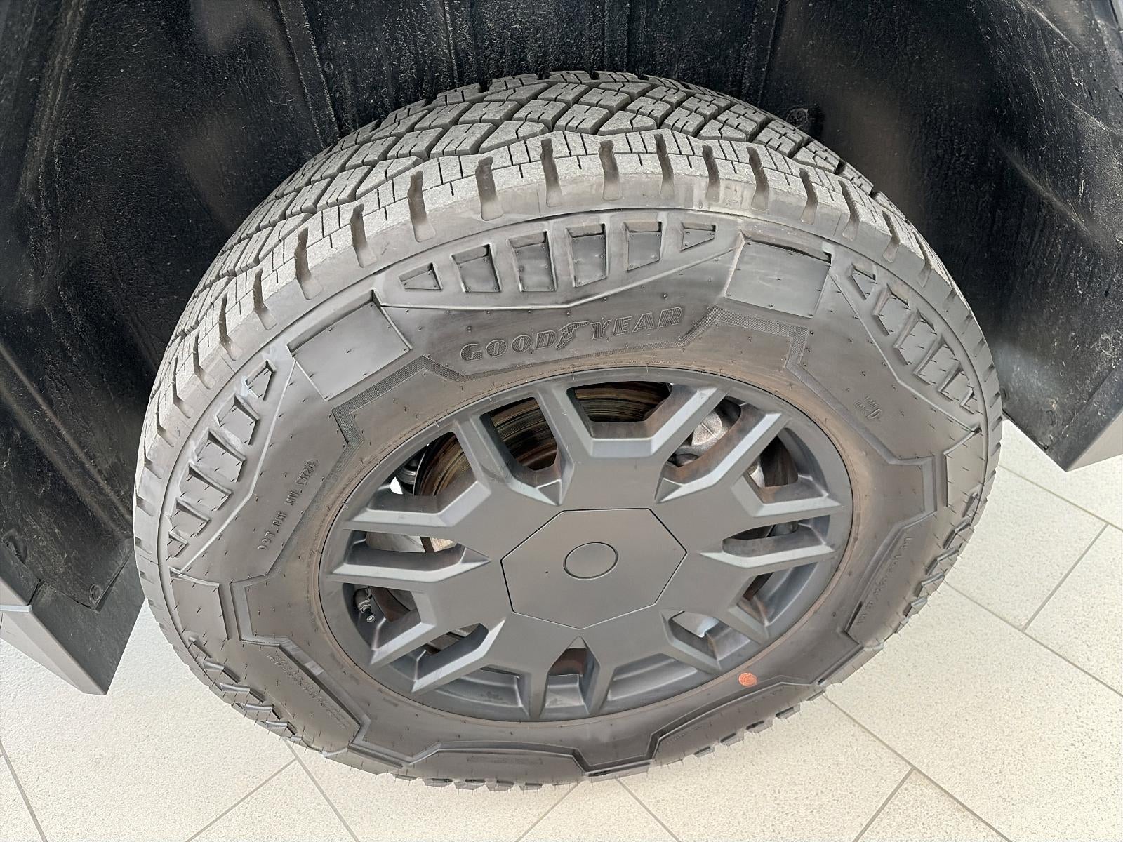 2024 Tesla Cybertruck Cyberbeast AWD