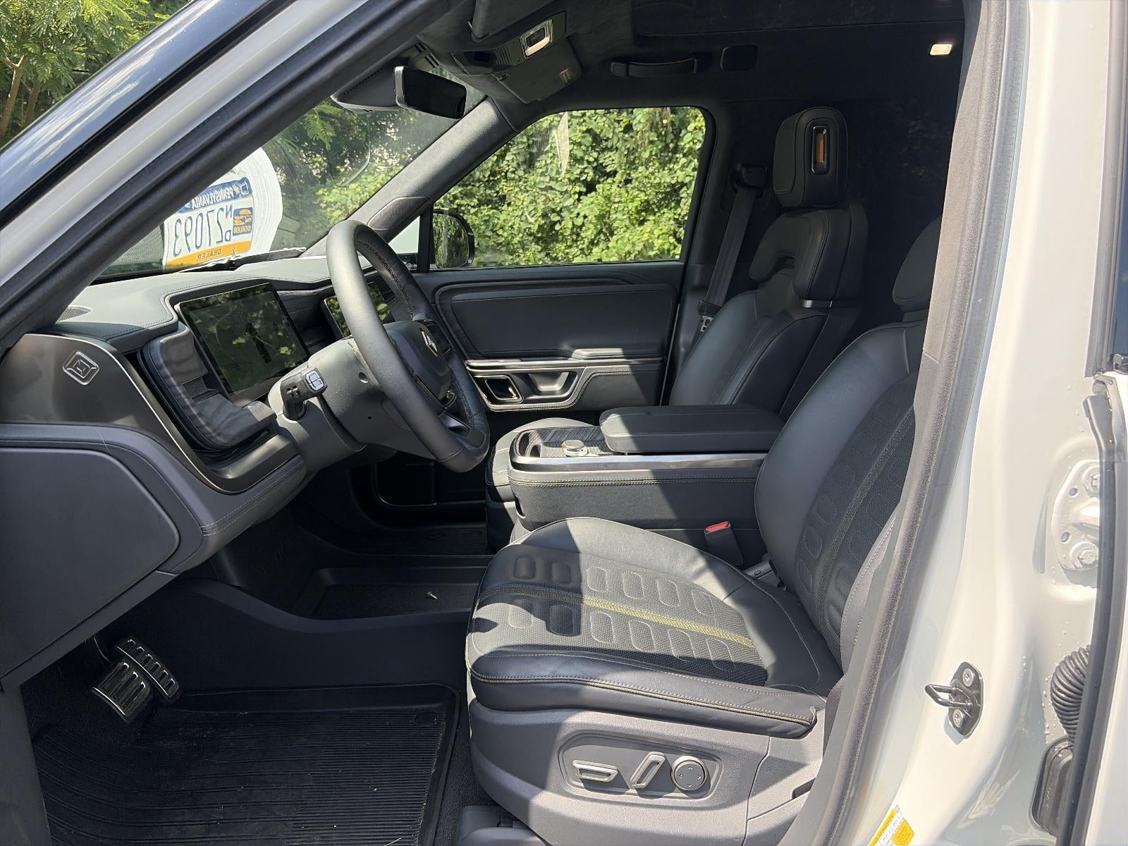 2022 Rivian R1S Launch Edition AWD