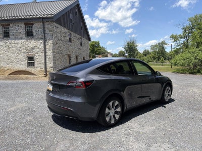 2023 Tesla Model Y Long Range AWD