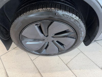 2026 Tesla Model Y RWD