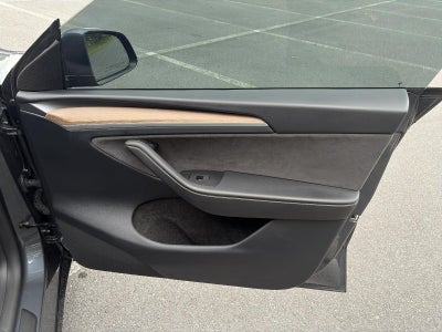 2024 Tesla Model Y Long Range AWD