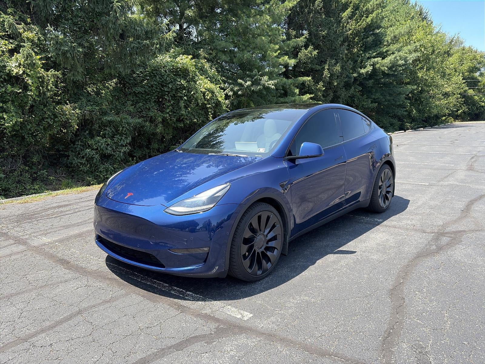 2022 Tesla Model Y Performance AWD