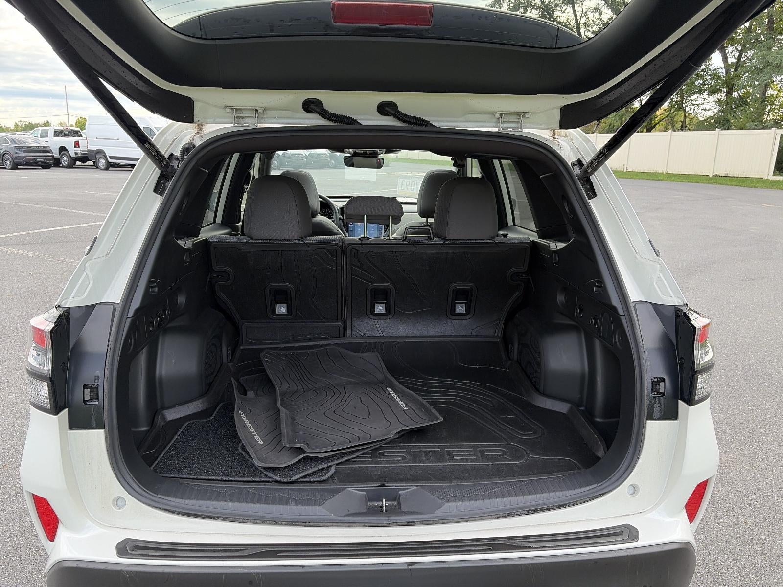 2025 Subaru Forester Premium AWD