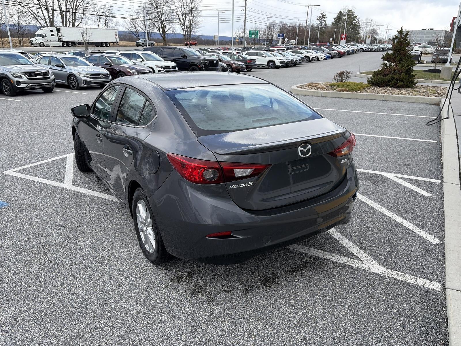 2014 Mazda Mazda3 4dr Sdn Man i Touring