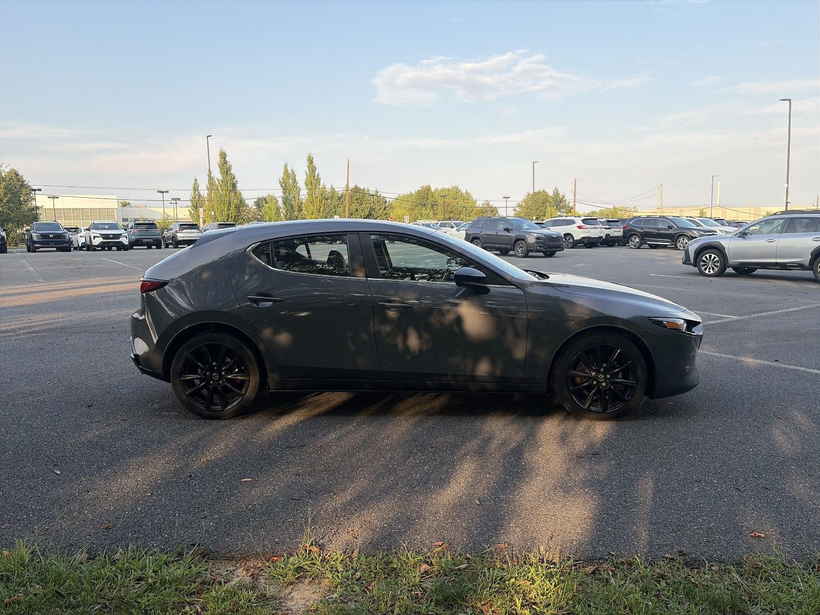 2022 Mazda Mazda3 Hatchback Carbon Edition Auto FWD