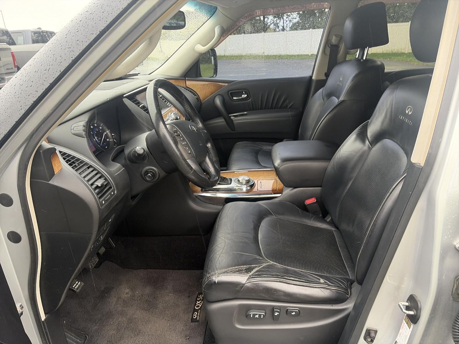 2012 INFINITI QX56 4WD 8-passenger