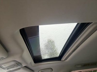 2012 INFINITI QX56 4WD 8-passenger