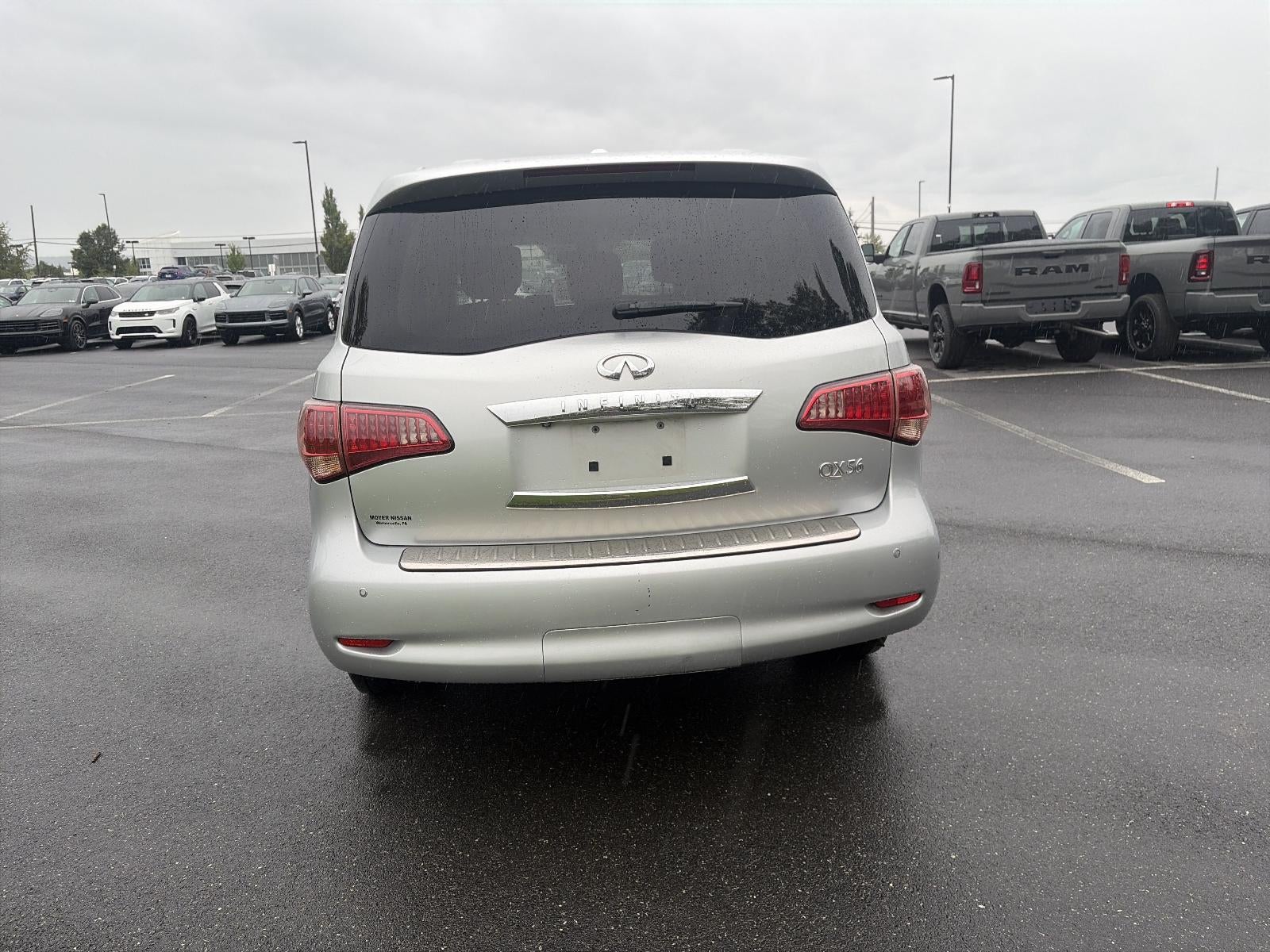 2012 INFINITI QX56 4WD 8-passenger