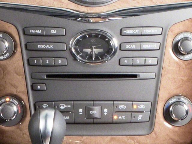 2012 INFINITI QX56 4WD 8-passenger