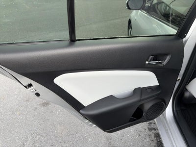 2019 Toyota Prius Prime Premium (Natl)