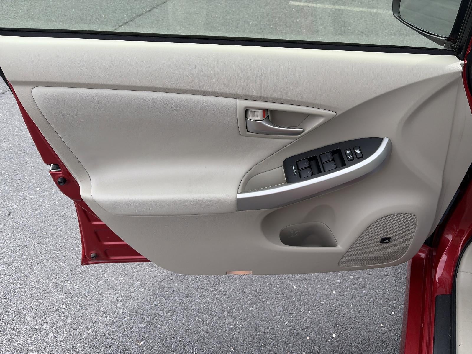 2015 Toyota Prius 5dr HB Four (Natl)