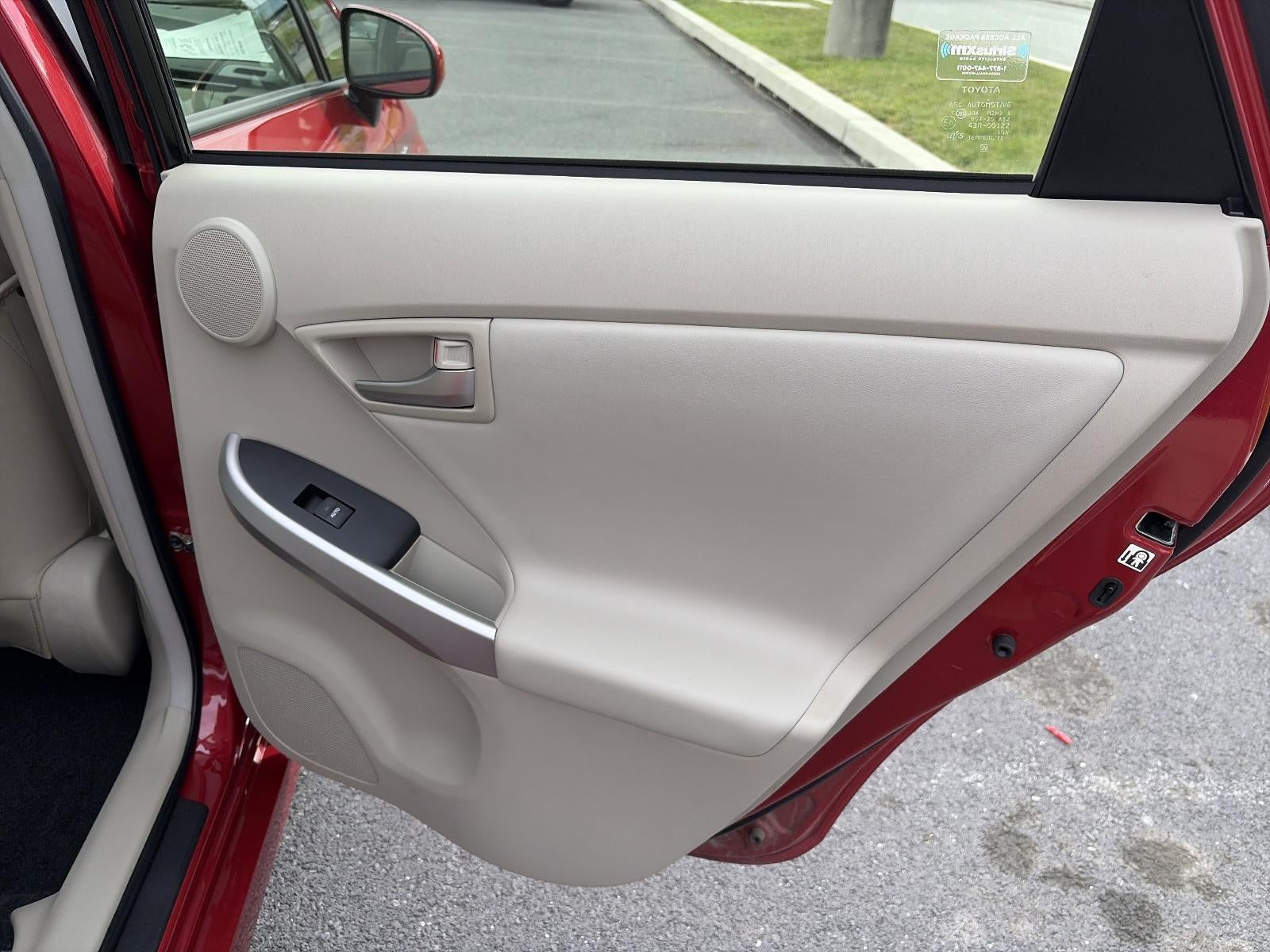 2015 Toyota Prius 5dr HB Four (Natl)