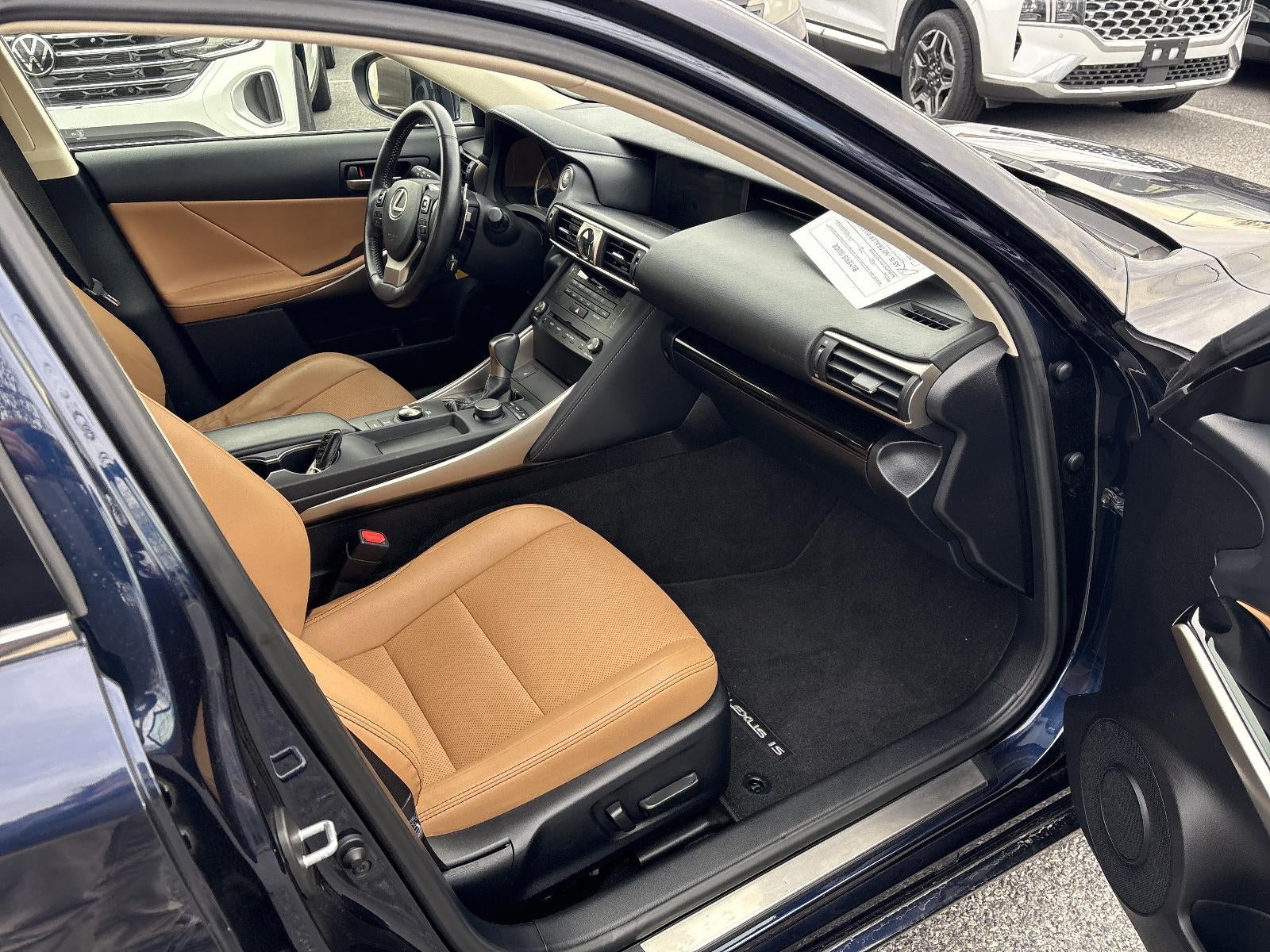 2019 Lexus IS 300 AWD