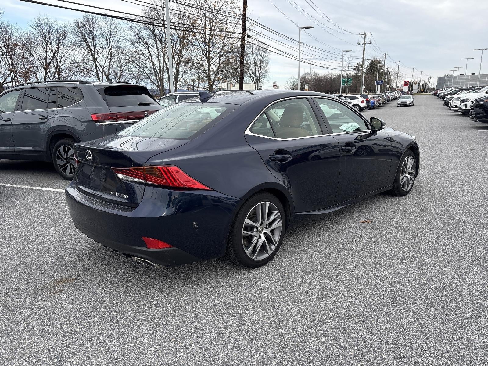 2019 Lexus IS 300 AWD