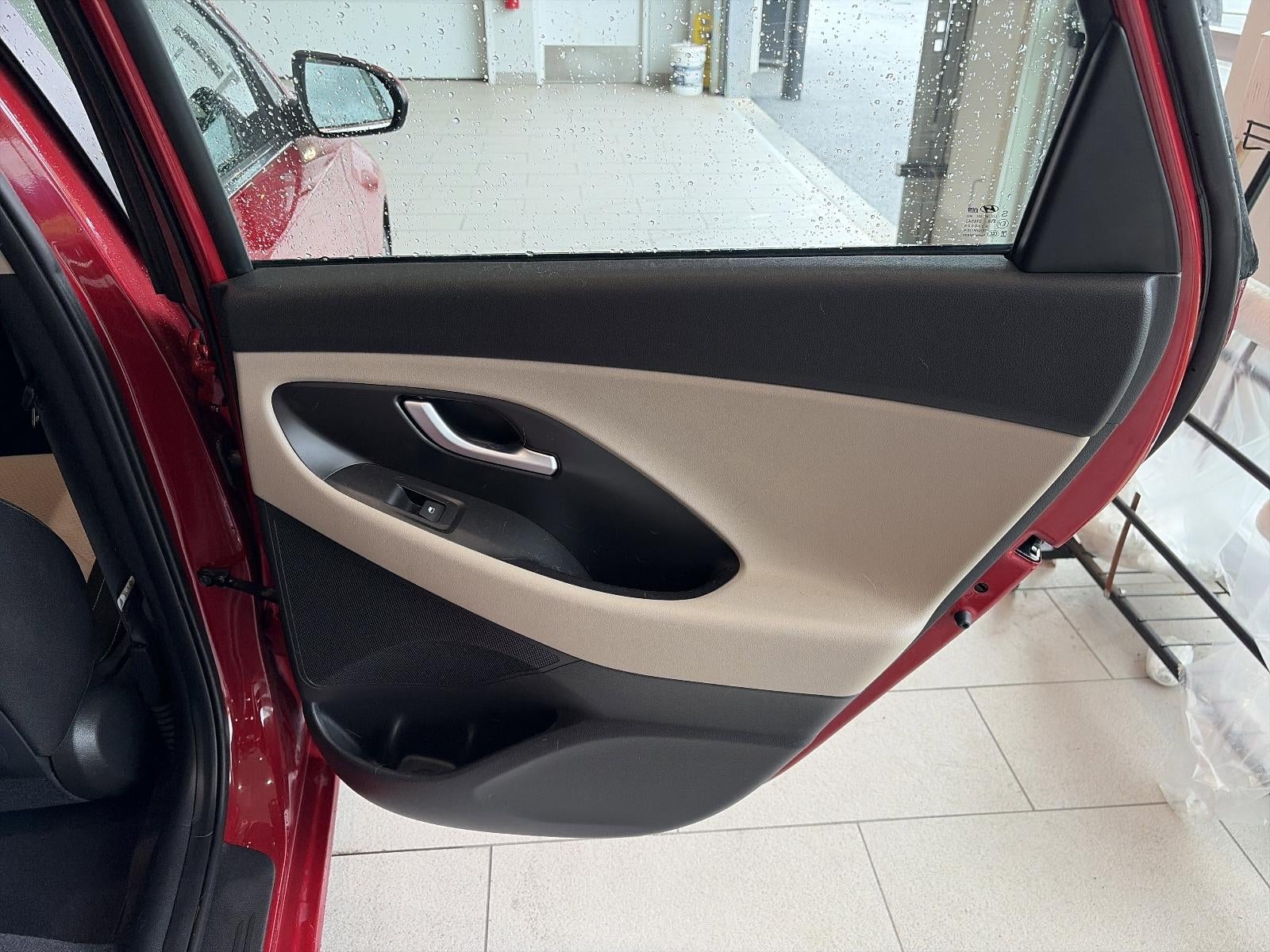 2020 Hyundai ELANTRA GT Auto