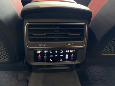 2022 Audi SQ7 Premium Plus 4.0 TFSI quattro