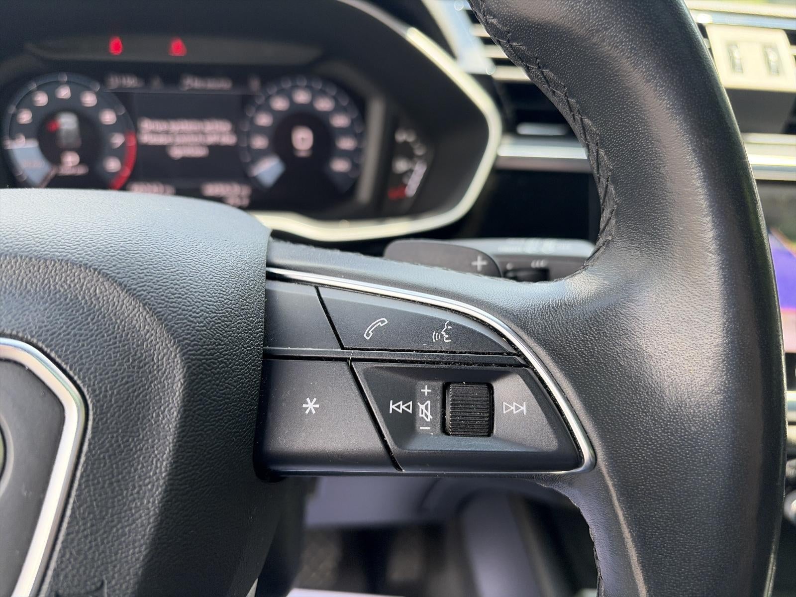 2023 Audi Q3 S line Premium 45 TFSI quattro