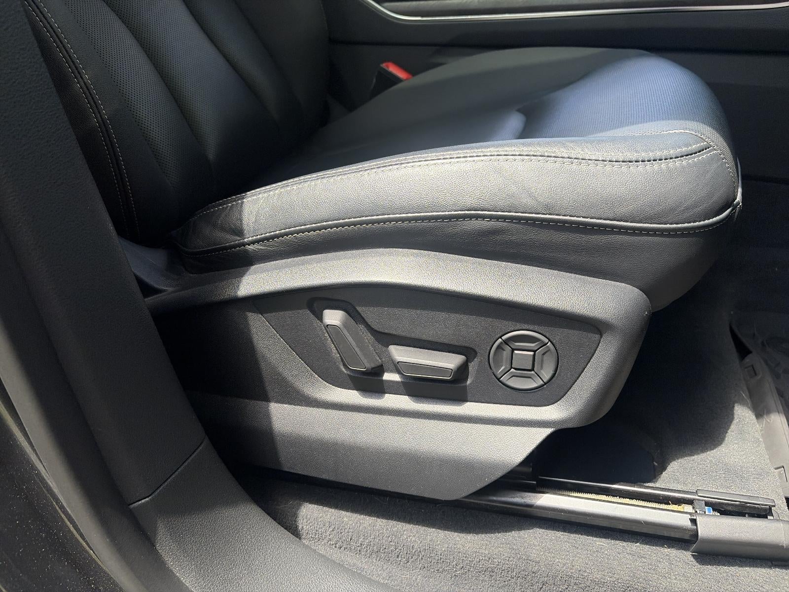 2020 Audi Q8 Premium Plus 55 TFSI quattro
