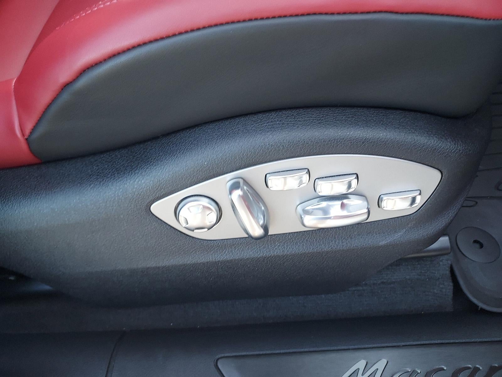 2025 Porsche Macan GTS AWD