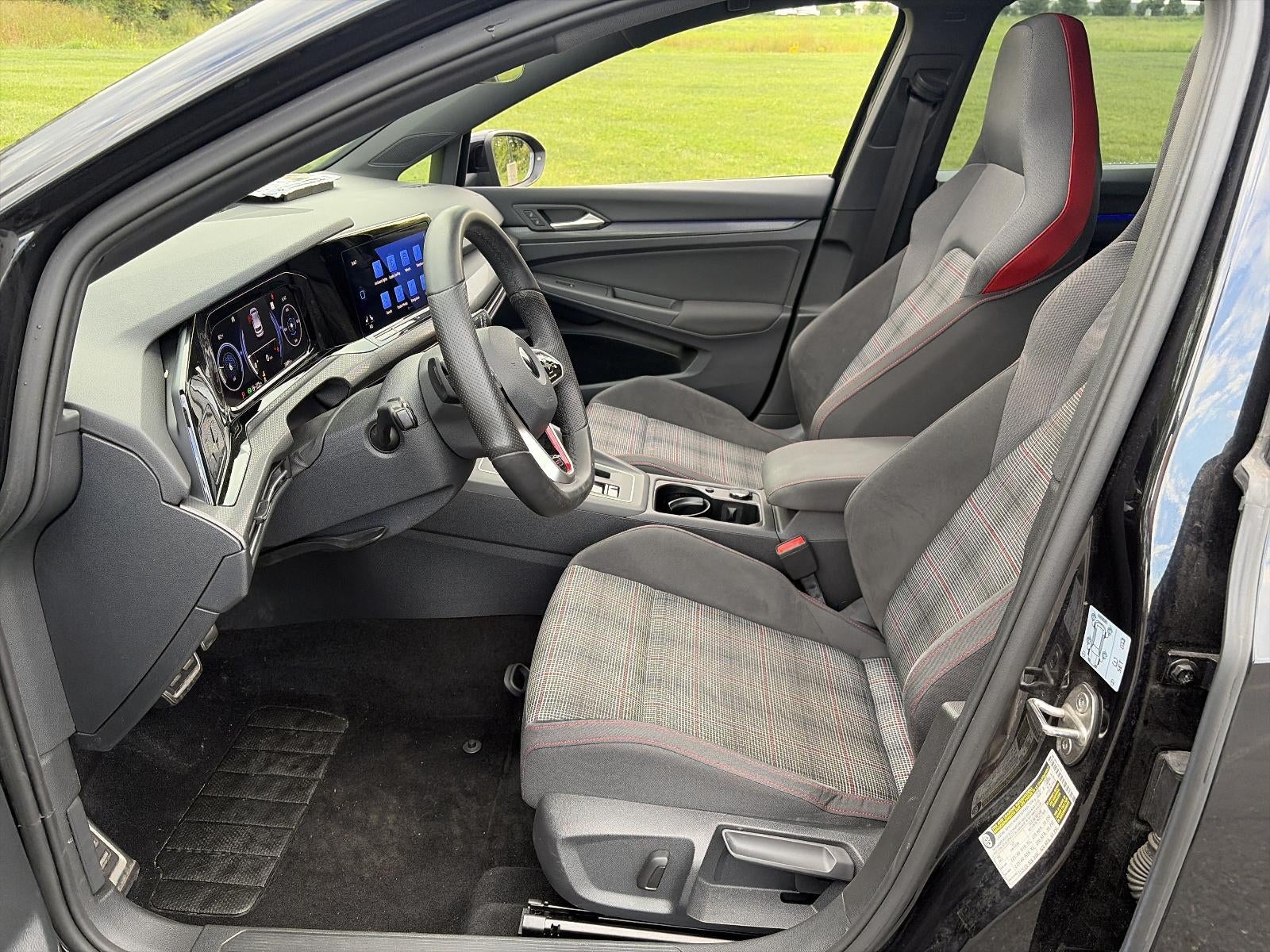 2022 Volkswagen Golf GTI 2.0T SE DSG