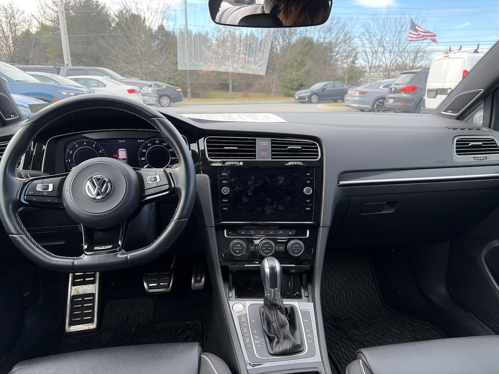 2019 Volkswagen Golf R 2.0T DSG w/DCC/Nav