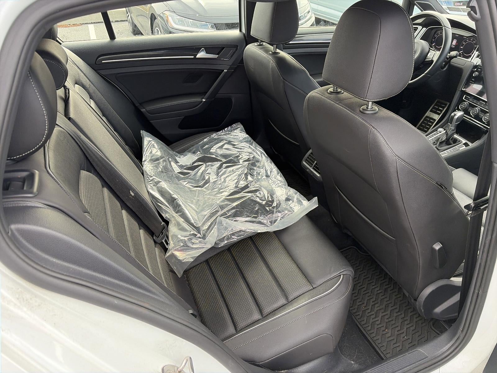 2019 Volkswagen Golf R 2.0T DSG w/DCC/Nav