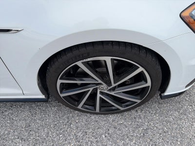 2019 Volkswagen Golf R 2.0T DSG w/DCC/Nav