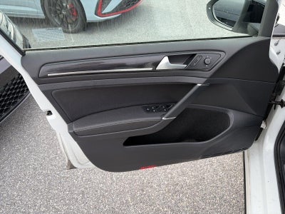 2019 Volkswagen Golf R 2.0T DSG w/DCC/Nav