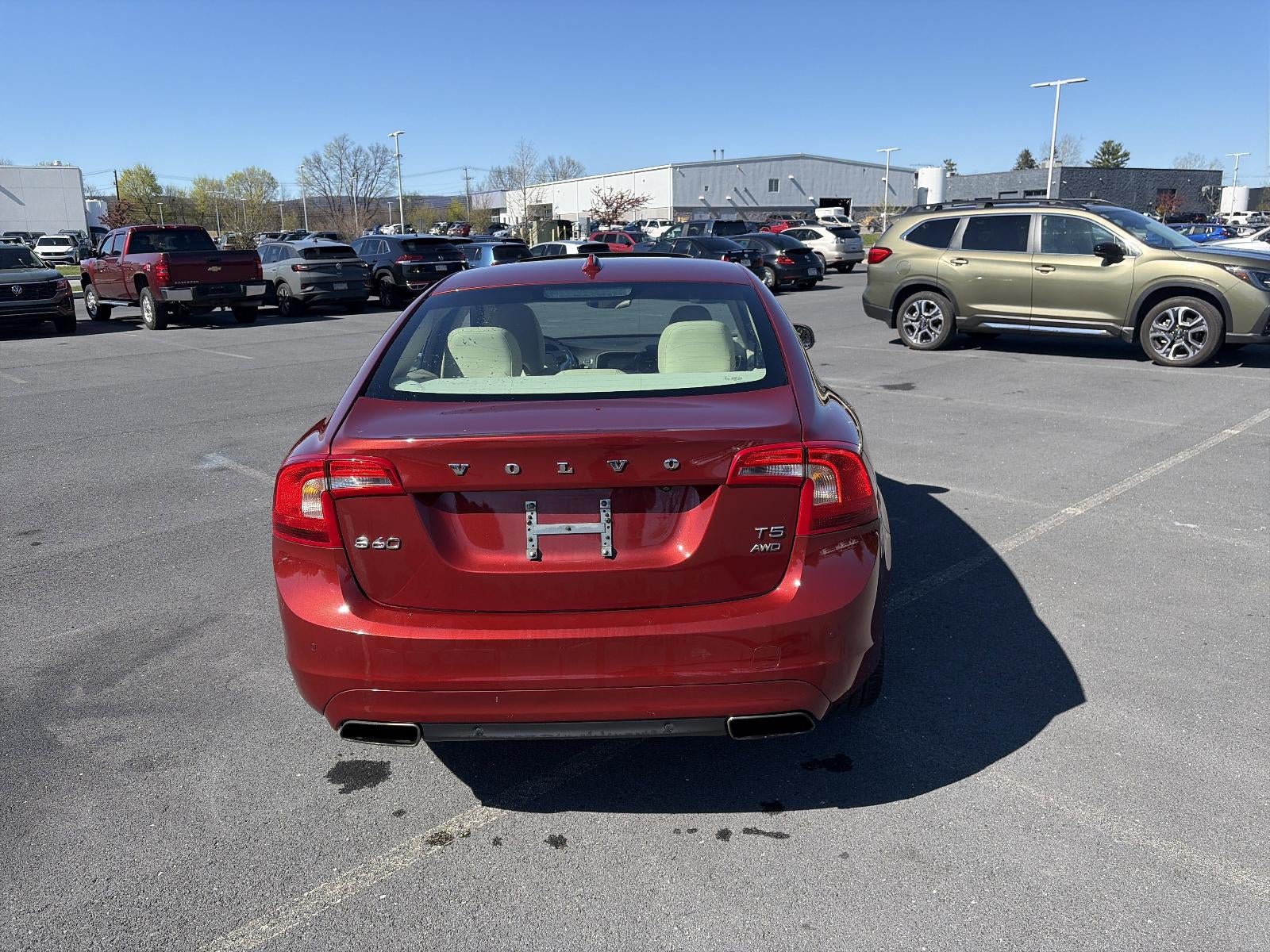 2015 Volvo S60 2015.5 4dr Sdn T5 Platinum AWD