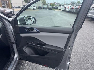 2023 Volkswagen Taos SE FWD