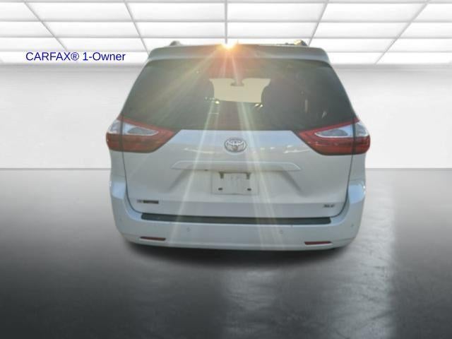 2019 Toyota Sienna XLE Premium FWD 8-Passenger (Natl)