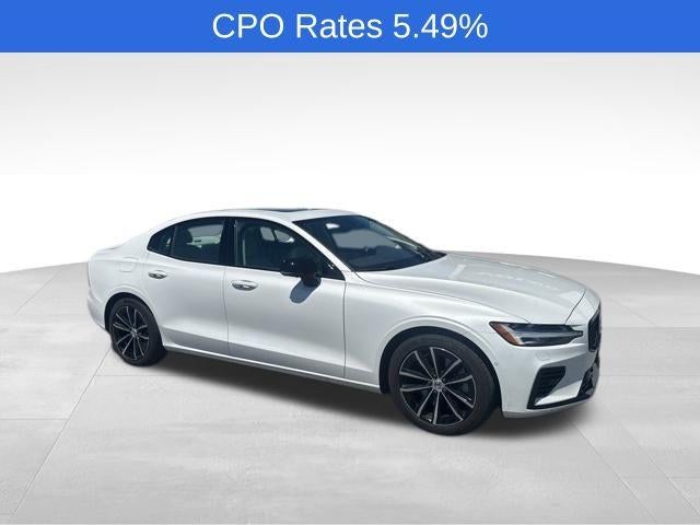 2025 Volvo S60 Plug-In Hybrid T8 AWD Plus