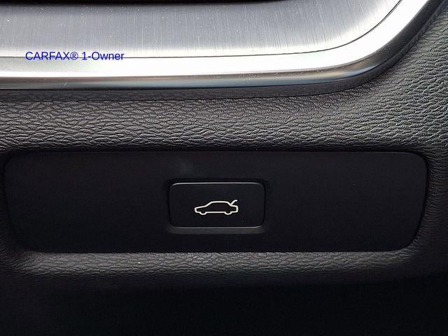 2023 Volvo S60 B5 AWD Core Dark Theme