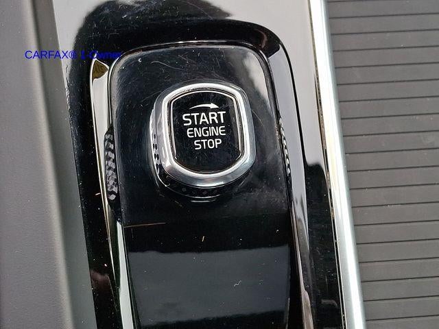 2023 Volvo S60 B5 AWD Core Dark Theme