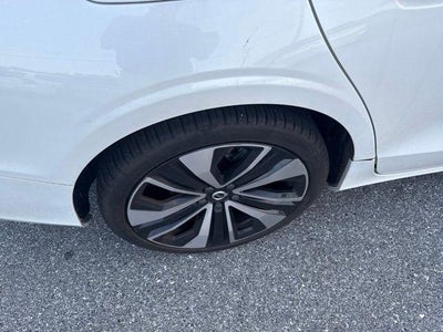 2022 Volvo S60 B5 AWD Momentum