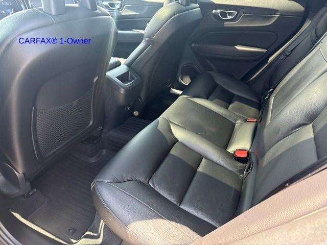 2018 Volvo XC60 T5 AWD Momentum