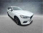 2018 Volvo XC60 T5 AWD Momentum