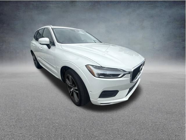 2018 Volvo XC60 T5 AWD Momentum