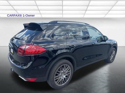 2011 Porsche Cayenne AWD 4dr S