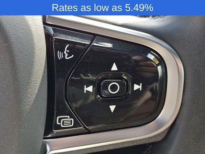 2023 Volvo XC60 B6 AWD Ultimate Dark Theme