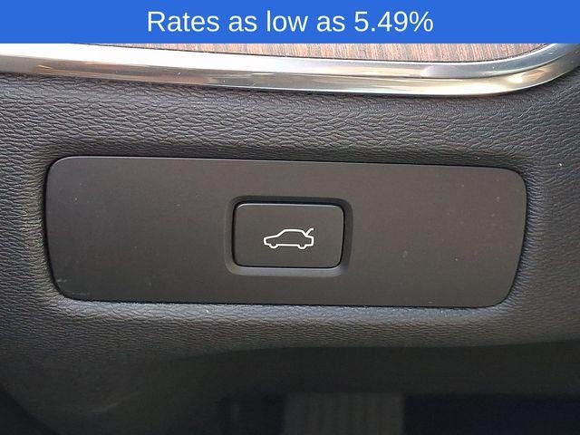 2023 Volvo XC60 B6 AWD Ultimate Dark Theme