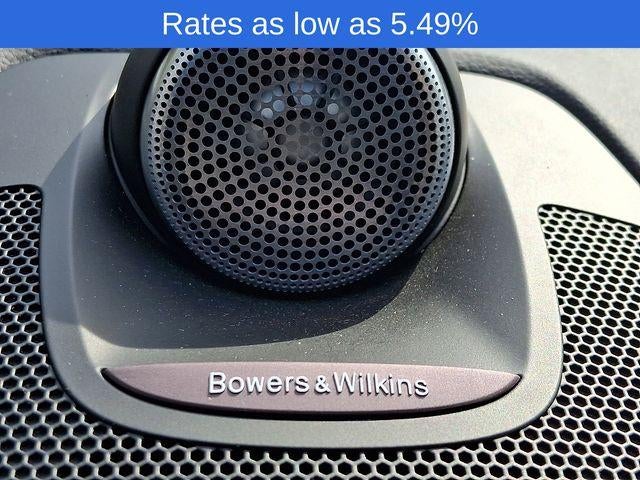 2023 Volvo XC60 B6 AWD Ultimate Dark Theme